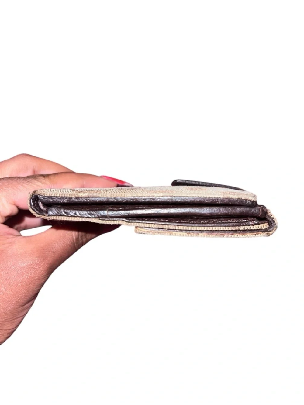 Gucci Beige Brown Monogram Snap Wallet - Picture 4 of 8